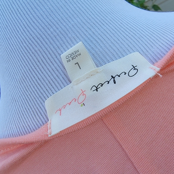 New LG Peach Bell Sleeve Top - Picture 6 of 8